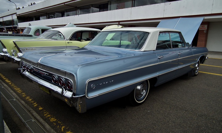 1964 Chevrolet Impala 409 Hardtop Sedan