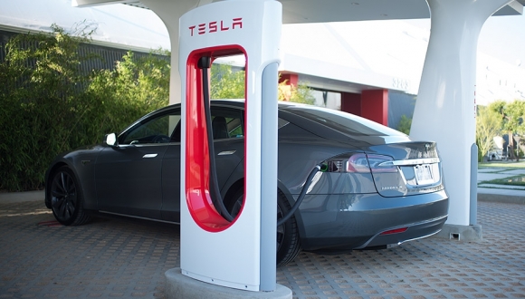 Tesla ve SolarCity Artık Tek Çatı Altında!