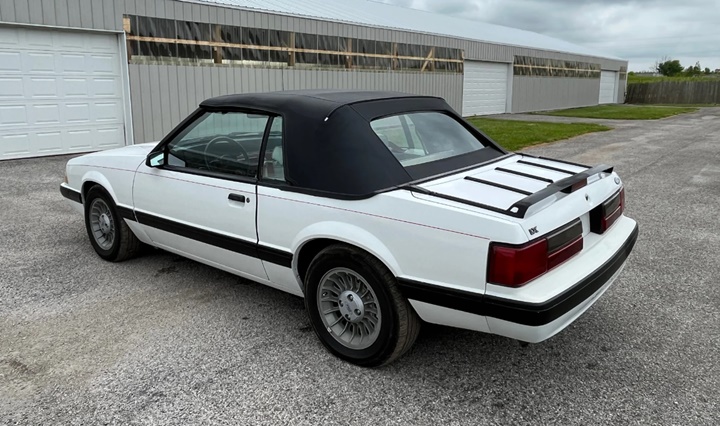 1987 Ford Mustang LX Convertible