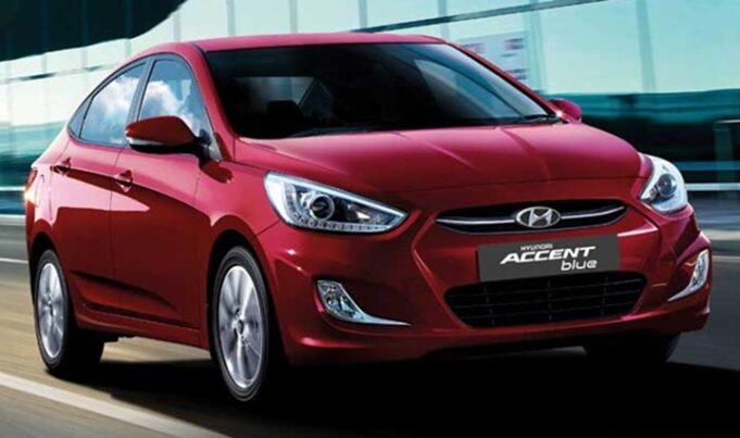 ArabaTeknikBilgi-2018-Hyundai-Accent-Blue