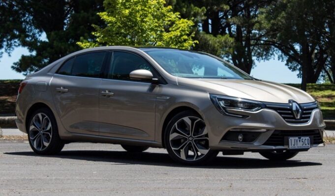 ArabaTeknikBilgi-2019-Renault-Megane-Sedan-1.2-Tce-EDC