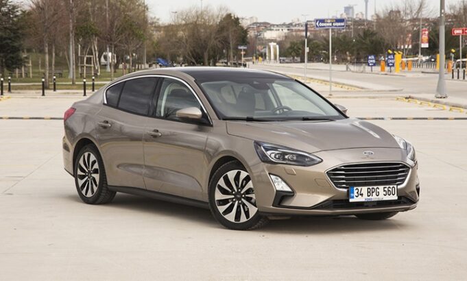 ArabaTeknikBilgi-2021-Ford-Focus-Sedan