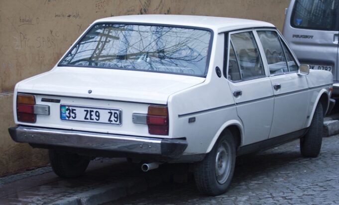 ArabaTeknikBilgi-1977-1978-Murat-131-Tstop