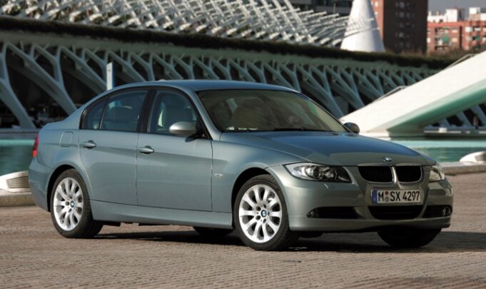ArabaTeknikBilgi-2004-2008-BMW-320d