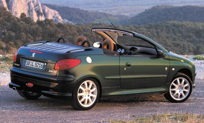 ArabaTeknikBilgi-2000-2005-Peugeot-206-CC-2.0