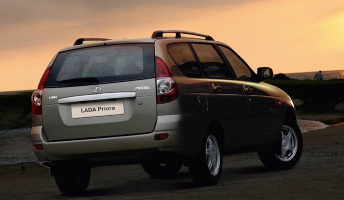 ArabaTeknikBilgi-2012-2015-Lada-Priora-SW