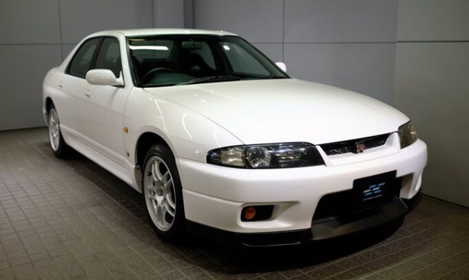 ArabaTeknikBilgi-1998-Nissan-Skyline-GT-R-Autech
