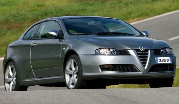 ArabaTeknikBilgi-Alfa-Romeo-GT