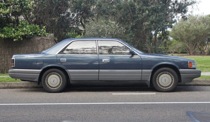 ArabaTeknikBilgi-1987-1991-Mazda-929-3.0i