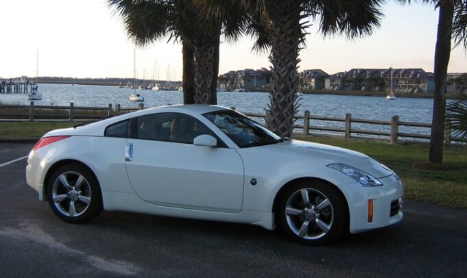 ArabaTeknikBilgi-2003-2009-Nissan-350Z-3.5i