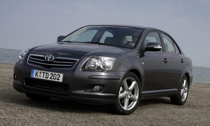 ArabaTeknikBilgi-Toyota-Avensis