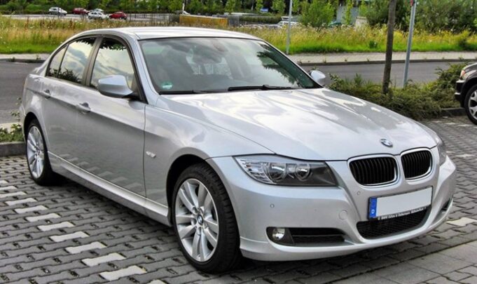ArabaTeknikBilgi-2007-2012-BMW-335i
