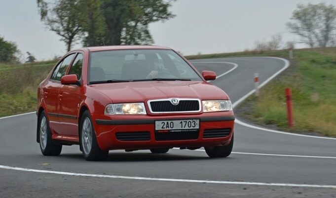 ArabaTeknikBilgi-1997-2005-Skoda-Octavia-1.8T