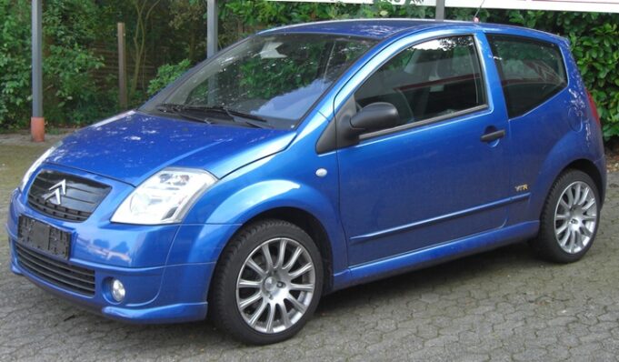 ArabaTeknikBilgi-2003-2009-Citroen-C2-1.6-VTR