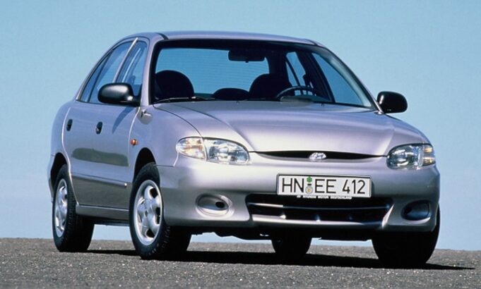 ArabaTeknikBilgi-Hyundai-Accent-I