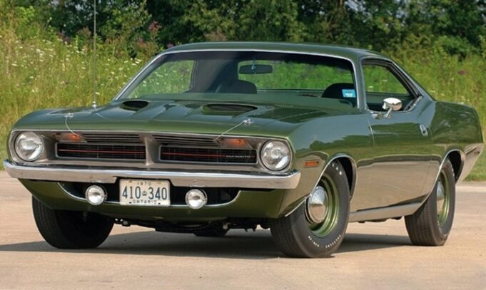 Araba-Teknik-Bilgi-1970-Plymouth-Barracuda-cuda